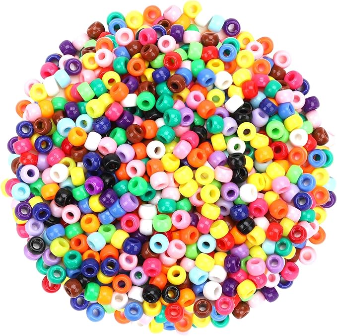 UPINS 1200pcs Multi-Colored Beads Plastic Beads for Party Decoration Supplies