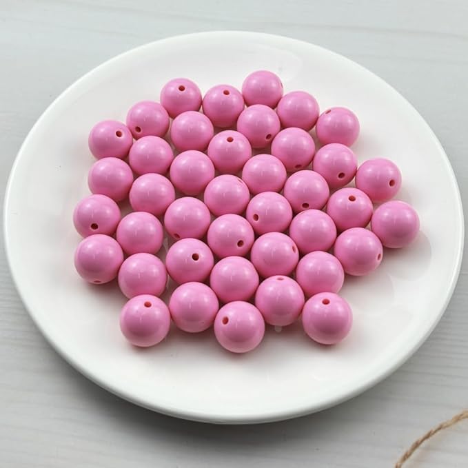 YUEXIGO 40pcs Acrylic Round Beads for Crafts 16mm Resin Candy Color Spacer Beads with Hole for Jewelry Making Sewing Crafts Decoration Necklaces Bracelets Earrings Supplies(Pink)