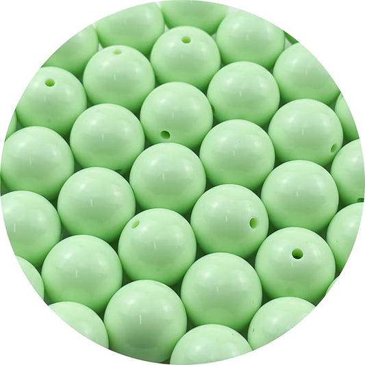 YUEXIGO 40pcs Acrylic Round Beads for Crafts 18mm Resin Candy Color Spacer Beads with Hole for Jewelry Making Sewing Crafts Decoration Necklaces Bracelets Earrings Supplies(Light Green)