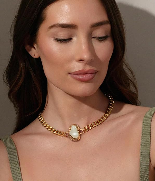 Aobei Pearl 18K Gold Plated Paperclip Chain Choker Satellite Chain Freshwater Cultured Biwa Pearl Pendant Necklace Dainty Jewelry for Women