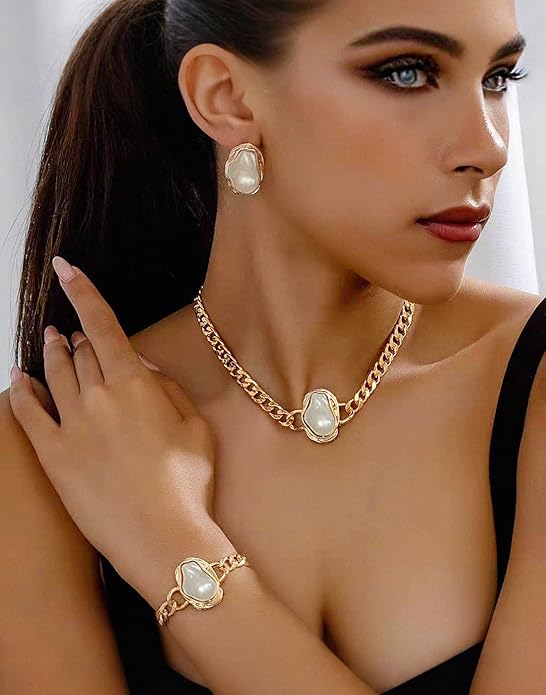 Aobei Pearl 18K Gold Plated Paperclip Chain Choker Satellite Chain Freshwater Cultured Biwa Pearl Pendant Necklace Dainty Jewelry for Women