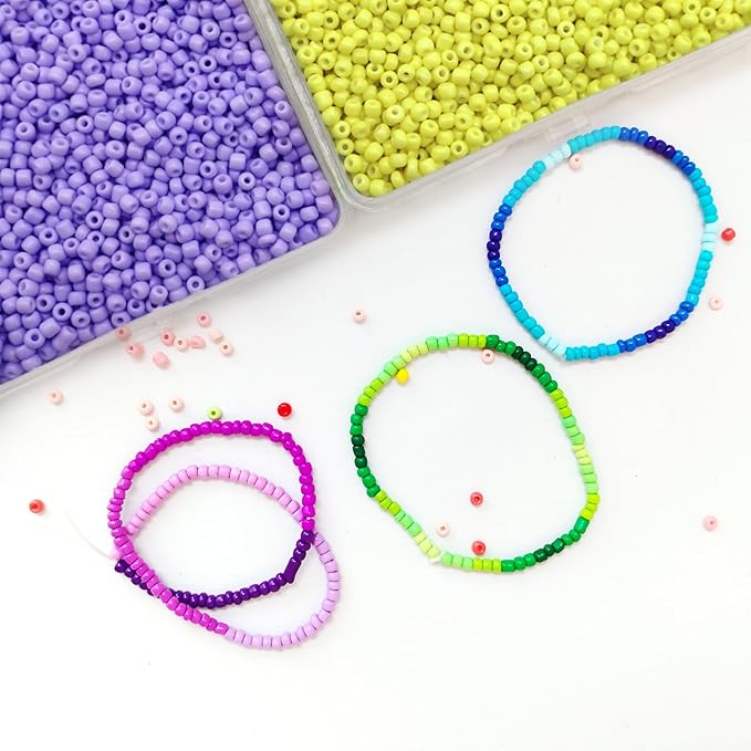 THUTEP 8000 pcs 3mm Seed Beads, Tiny Craft Beads for Bracelet Making, Bracelet Kits for DIY Jewelry Craft (MediumRed)