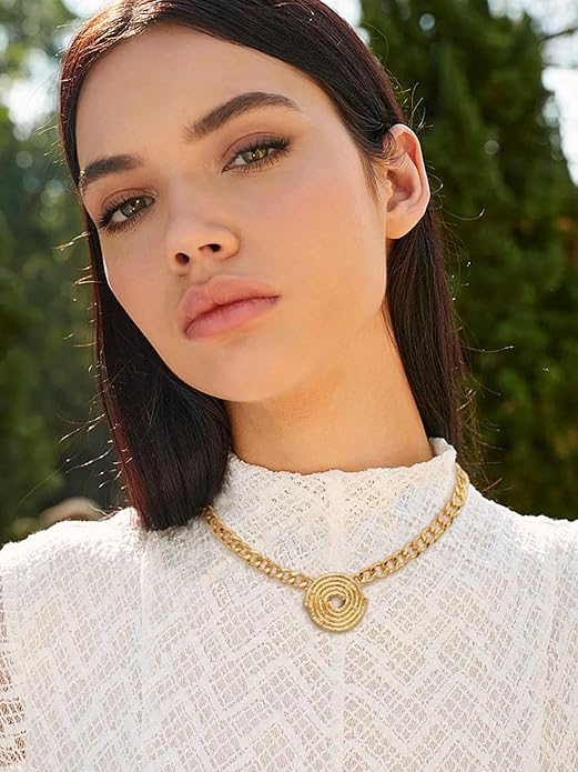 Aobei Pearl 18K Gold Plated Paperclip Chain Choker Satellite Chain Freshwater Cultured Biwa Pearl Pendant Necklace Dainty Jewelry for Women