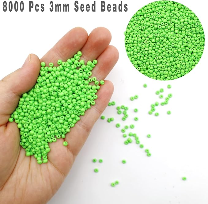 THUTEP 8000 pcs 3mm Seed Beads, Tiny Craft Beads for Bracelet Making, Bracelet Kits for DIY Jewelry Craft (Green)