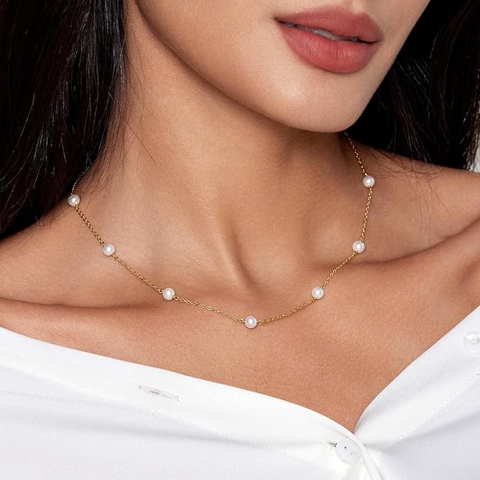 Pearl Necklaces for Women 14K Gold Plated Dainty Layered Single Pearl Necklace Simple Daisy Pearls Choker Cute Gold Necklace Stack Jewelry Sets for Women Trendy Gifts