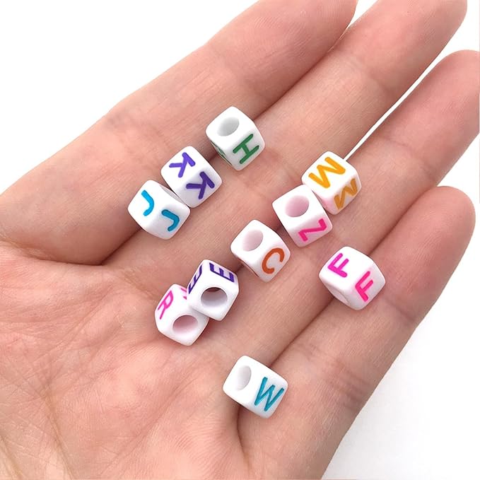 YMSDZHL Alphabet Beads A-Z 1000Pcs Letter Beads, Acrylic 6x6mm Round Letter Beads Kits,Black Digit and Colorful Smile Bead for Bracelets Necklaces DIY Jewelry Making (Colorful Square)
