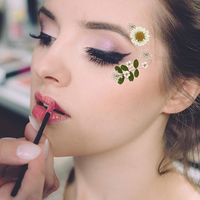 Nuanchu 81 Pieces Pressed Flowers Bulk White Dried Flowers for Resin Mold, Dried Leave Natural with Tweezer for Crafts Spring DIY Gift Scrapbooking