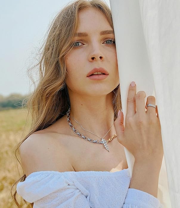 Aobei Pearl 18K Gold Plated Paperclip Chain Choker Satellite Chain Freshwater Cultured Biwa Pearl Pendant Necklace Dainty Jewelry for Women