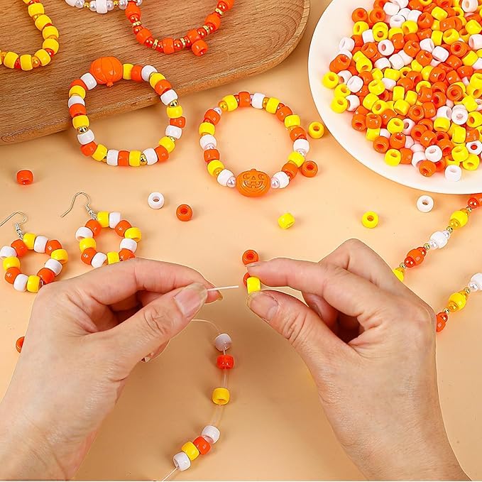 UPINS 1200Pcs Yellow Orange Pony Beads,Halloween Fall Autumn Color Beads for Jewelry Making Bracelets DIY Craft Church Favors Decoration Halloween Necklace