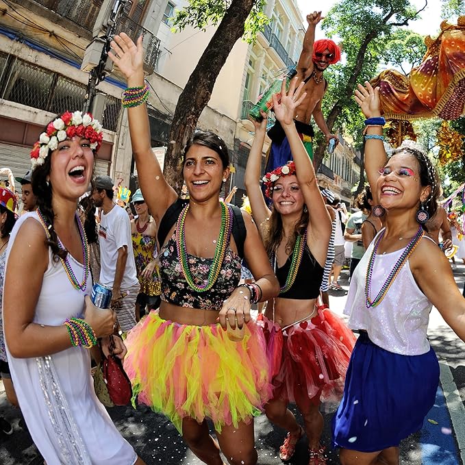 100PCS Mardi Gras Beads, Green Purple Gold Metallic Mardi Gras Beads Necklaces Accessories Bulk, Mardi Gras Carnival Beads Necklace Accessories for Parade Throws Party Decorations Supplies Favors