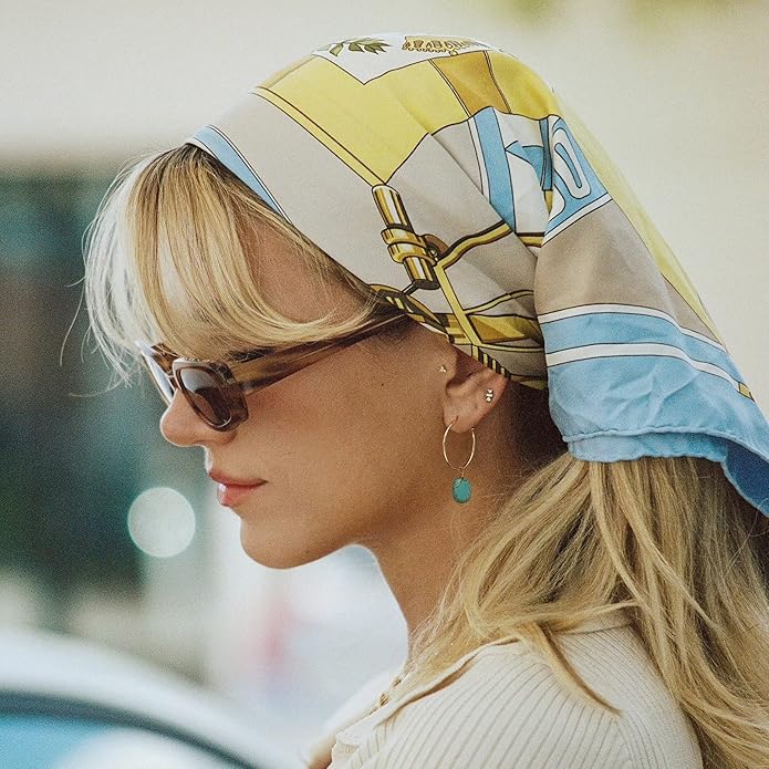 Gold Plated Huggie Hoop Earrings with Charms Fashion Pearl Drop Dangle Earrings for Women Handmade Karma Circle Jewelry for Ladies Lightweight Pearl Earrings on Christmas